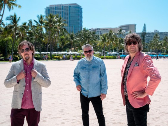The Mountain Goats Release "Shallow Grave" and Announce San Francisco Residency