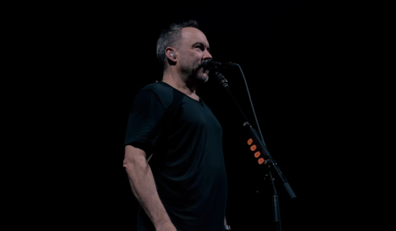 Dave Matthews Gives Concert Speech About His Palestine Advocacy Getting “Twisted” Into Antisemitism image