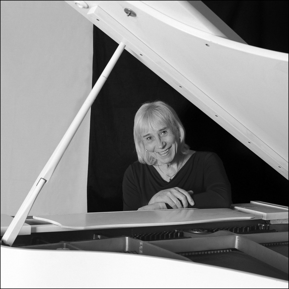 Dee Palmer, Jethro Tull Arranger And Keyboardist, Dead At 88