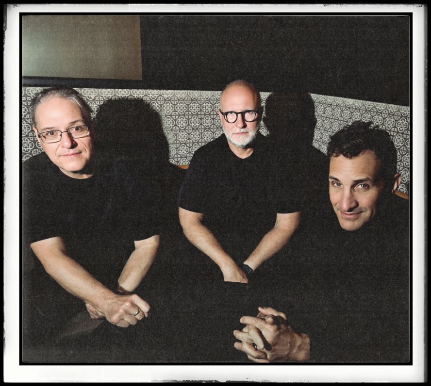 Sugar is BACK! The 90s Alt-Rock Legends Drop New Track, Fans Go Wild! — photo 3