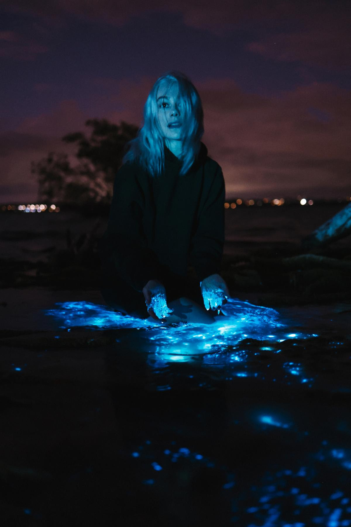 Phoebe Bridgers Announces 2026 Arena Tour: “No Phones”