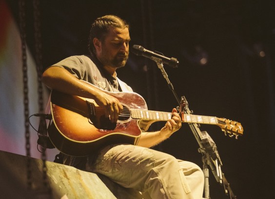 Noah Kahan Concerts: Now With a Poop Pledge in Canada!