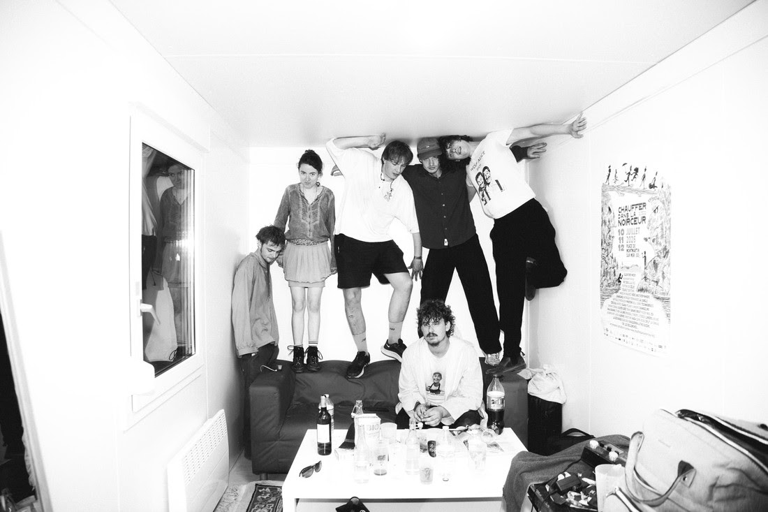 Fat Dog – “Shit Love”