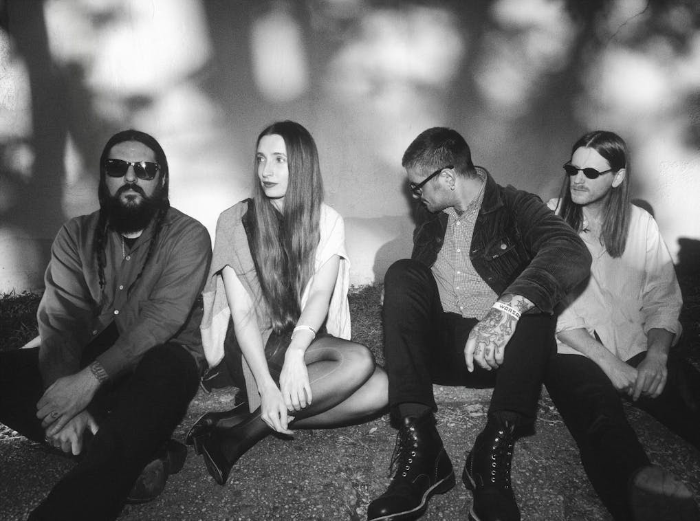 Dry Cleaning Share Three New Tracks On Secret Love (Deluxe Edition)