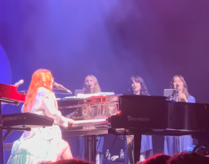 Tori Amos Covers The Swell Season In Tribute To Glen Hansard