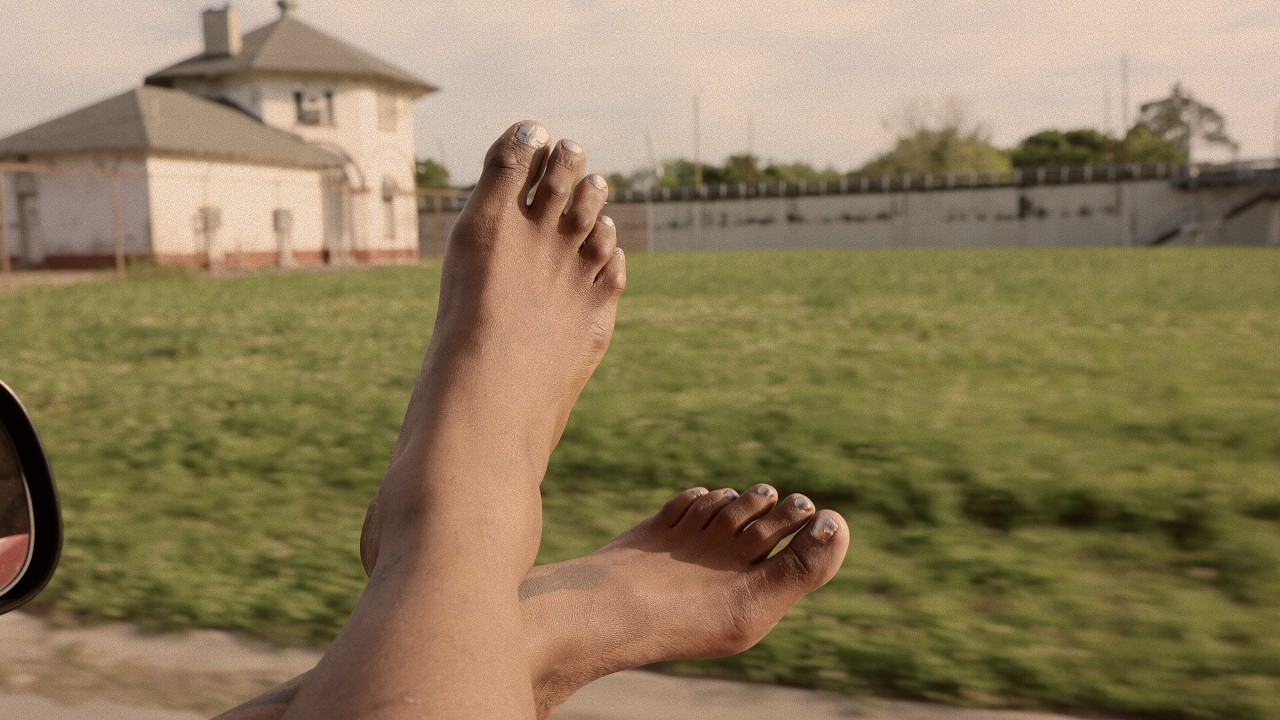 Twisted Teens – “toe”
