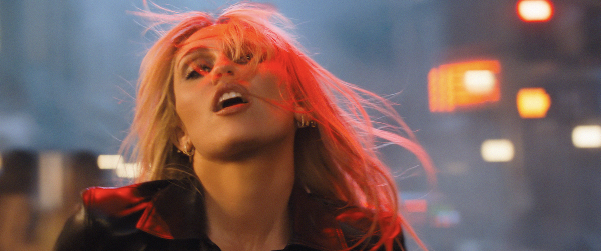 Miley Cyrus – “Bass Persuades”