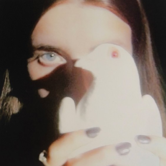 Emma Ogier Unveils Debut Album “Fly 1111,” Shares New Single “Hands Tied”