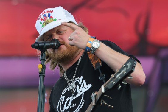 Treaty Oak Revival Urges Fans to Stop Throwing Chairs at Concerts