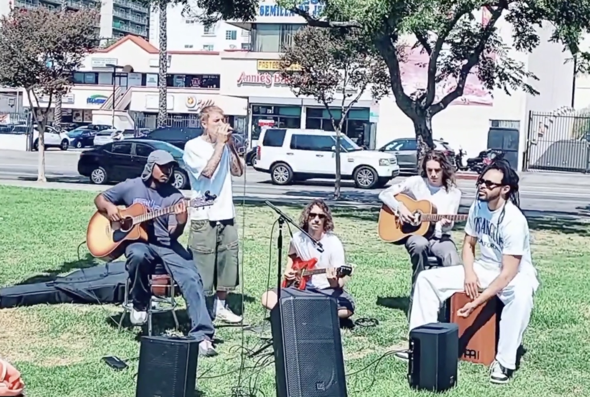 Justin Bieber Plays Random Acoustic Set In MacArthur Park