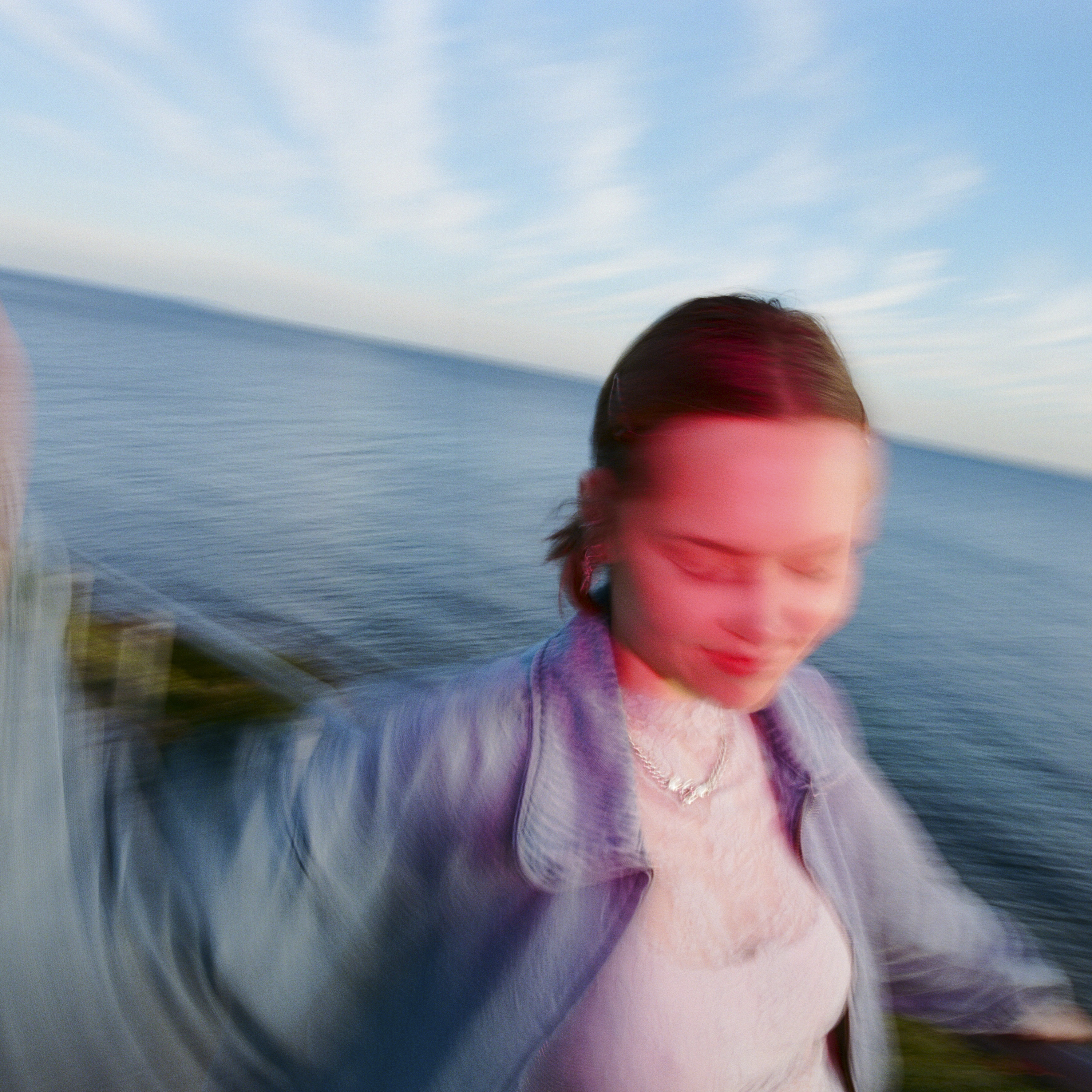 Stella Dunai – “Move on!”