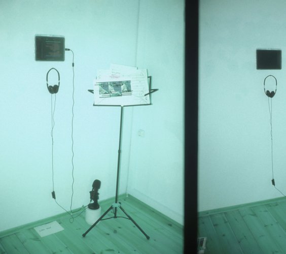 Lala Lala Shares Surprise Piano Album Wall Tongue image