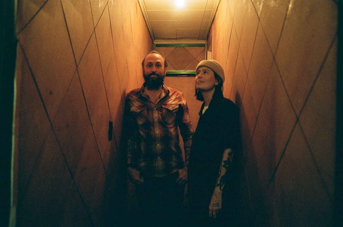 Carissa’s Wierd – “I Don’t Feel Like I Feel Right”