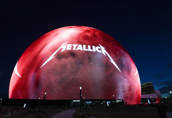 James Hetfield Shades “Entertainers” With Political Agendas At Metallica’s Sphere Residency image