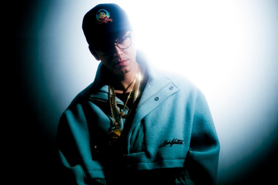 Logic Confronts G-Eazy Fan After Being Booed at Hometown Show