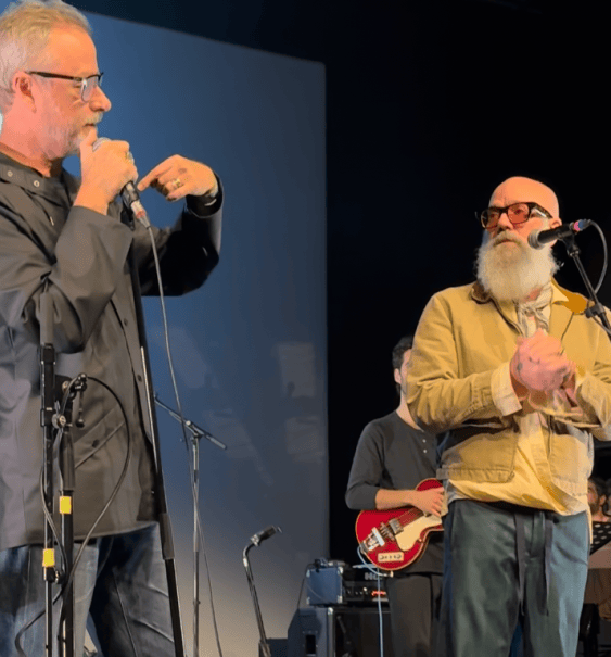 Michael Stipe Sings “E-Bow The Letter” For The First Time In 17 Years