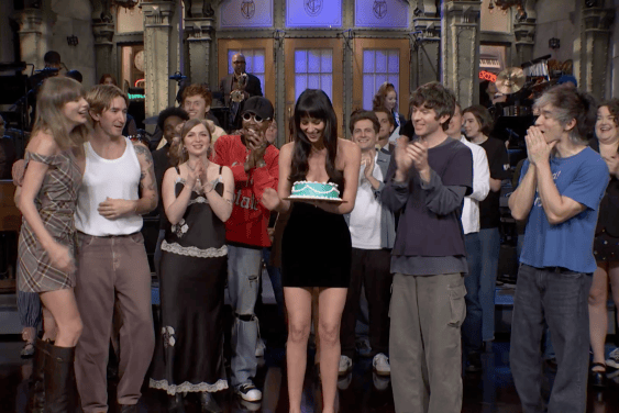 Turnstile Debuts on SNL, Joined by Taylor Swift